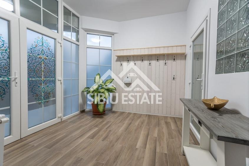 Apartament cu 3 camere în Calea Dumbrăvii