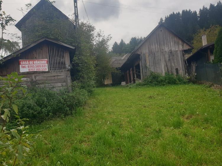 Casă cu 4 camere în Vișeu de Jos