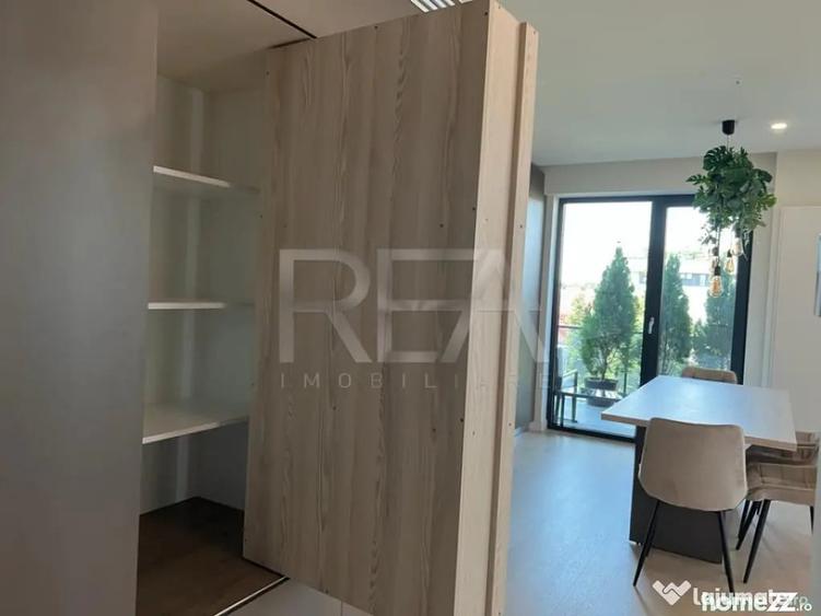 Apartament cu 4 camere decomandat în Pipera