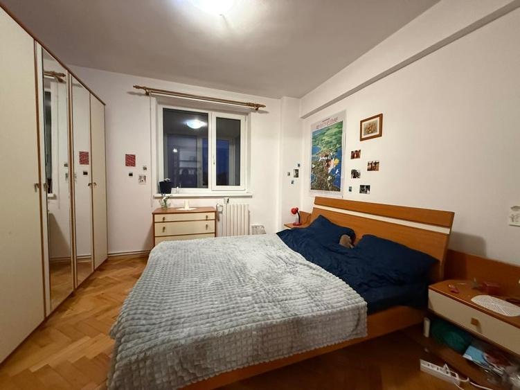 Apartament cu 4 camere decomandat, mobilat în Zorilor
