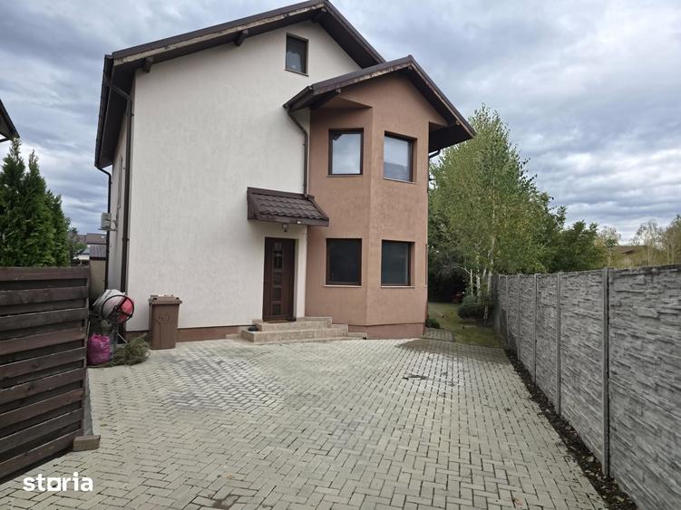 Casă cu 4 camere cu Teren 320 Mp în Chiajna