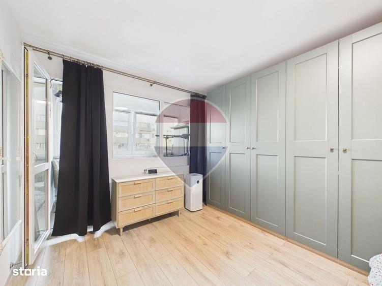 Apartament cu 3 camere semidecomandat în Drumul Taberei
