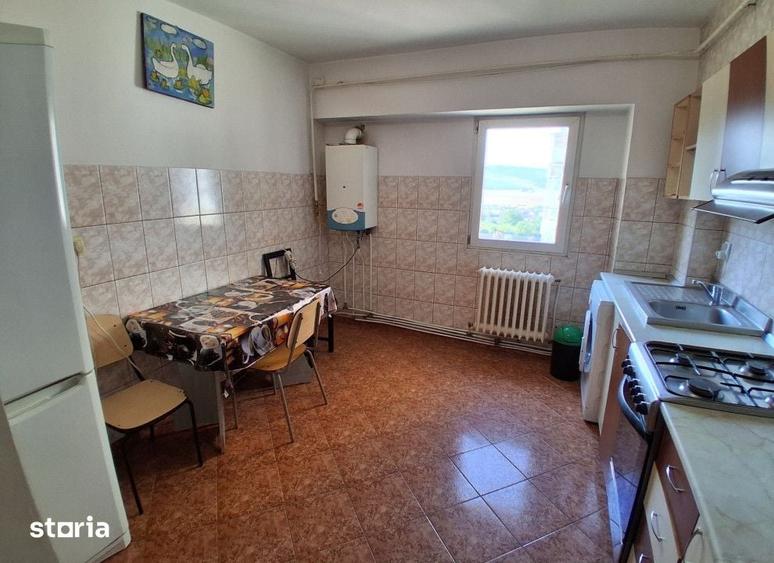 3 camere decomandat Pacurari Kaufland 81 mp bloc 1989 Cod:163165 - 1