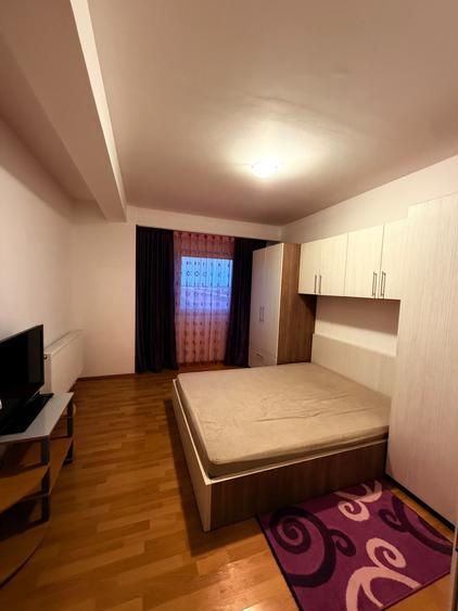 Apartament cu 3 camere decomandat în Micălaca