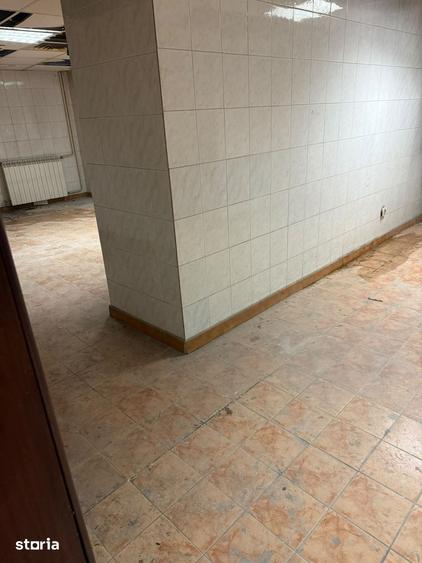 Spațiu comercial, de 103 mp, în Decebal