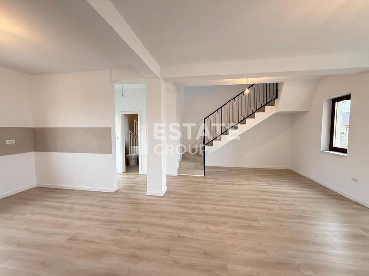 Duplex cu 3 camere cu Canalizare în Moșnița Nouă