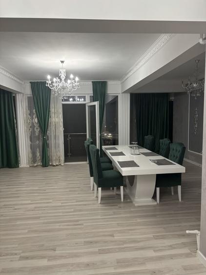 Apartament cu 3 camere decomandat în Nord