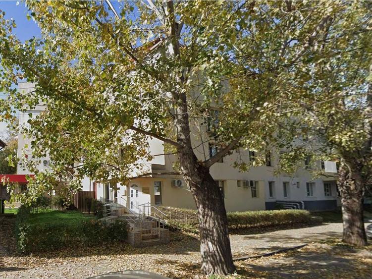 Apartament cu 2 camere nedecomandat în Central