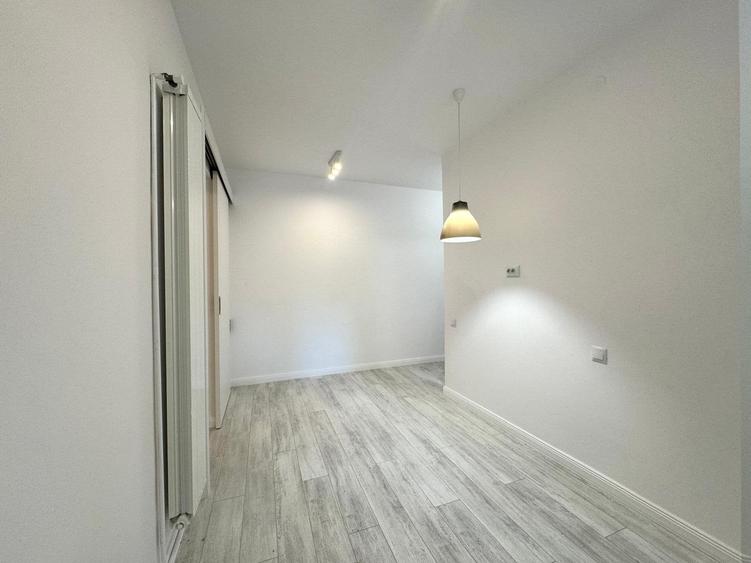 Apartament renovat, parter, lângă Mall Vitan, centrala proprie - 2