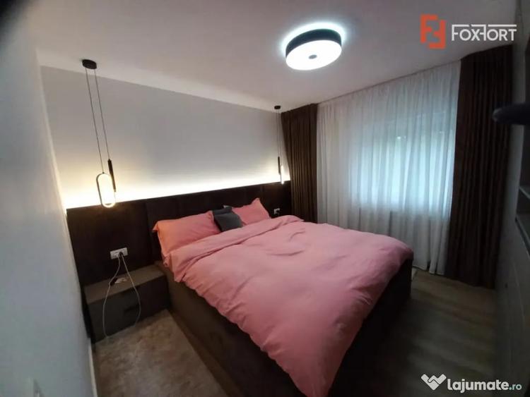 Apartament cu 4 camere decomandat în Central