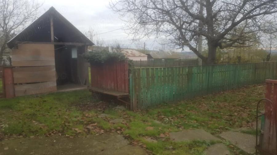 Casă cu Teren 1250 Mp în Mihail Kogălniceanu