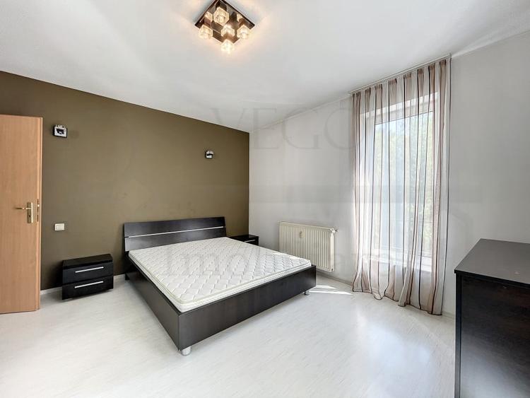 Apartament cu 2 camere semidecomandat, mobilat în Zorilor