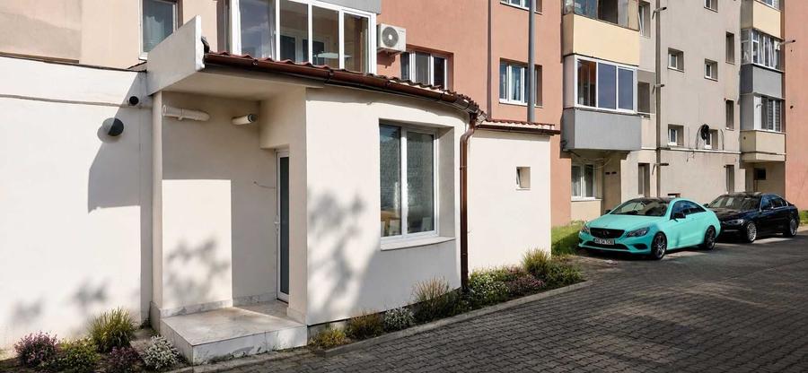 Apartament cu 2 camere decomandat în Ultracentral