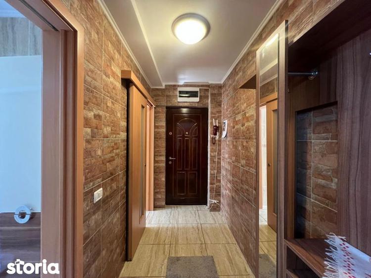 Apartament cu 3 camere, mobilat în Tomis Nord