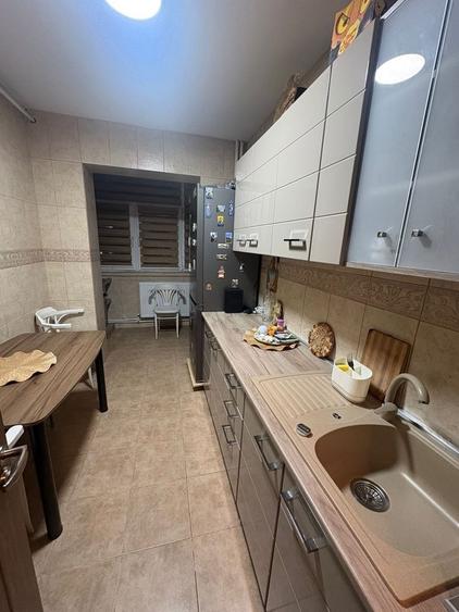 Apartament cu 2 camere decomandat în Palazu Mare