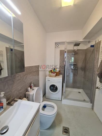 Casă individuală cu 5 camere cu Canalizare în Mogoșoaia