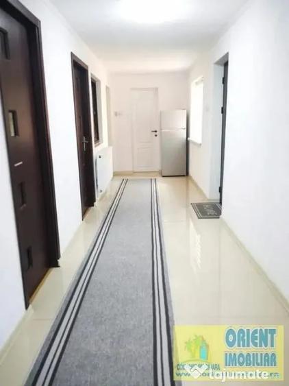 Casă cu 6 camere cu Teren 350 Mp în Nord