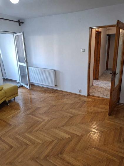 Apartament cu 2 camere decomandat în George Enescu