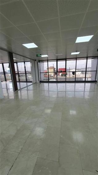 Spațiu industrial, de 2,600 mp, în Afumați