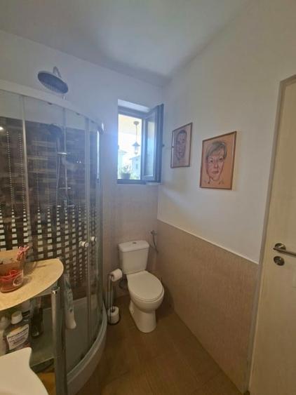 Duplex cu 4 camere cu Canalizare în Giroc