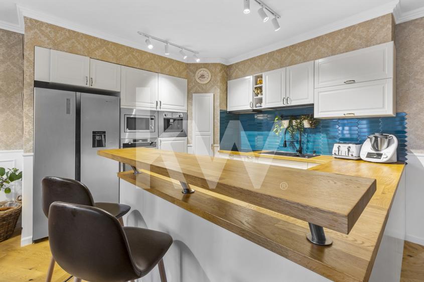 Apartament cu 4 camere decomandat, mobilat în Centrul Istoric