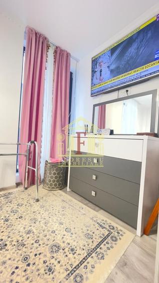 Casă individuală cu 3 camere cu Canalizare în Vișani