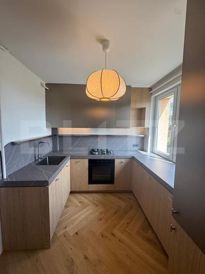 Apartament cu 2 camere decomandat, mobilat în Ultracentral