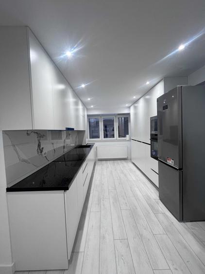 Apartament cu 4 camere în Central
