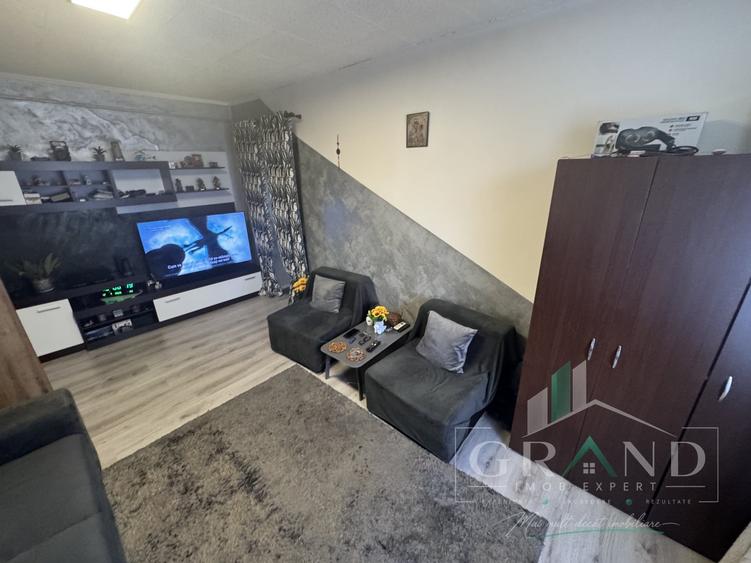 Apartament cu 2 camere semidecomandat, mobilat în Semicentral