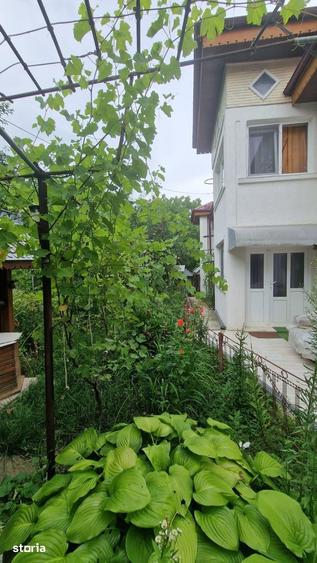 Casă cu 3 camere cu Teren 305 Mp în Central
