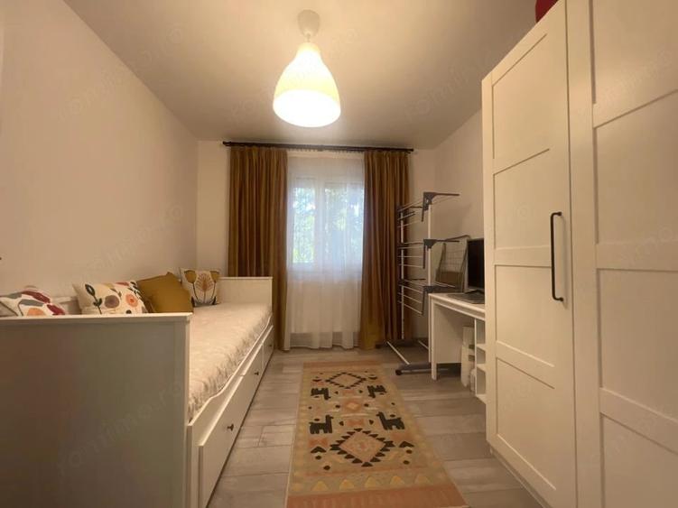Apartament cu 3 camere decomandat în P-ța Doina