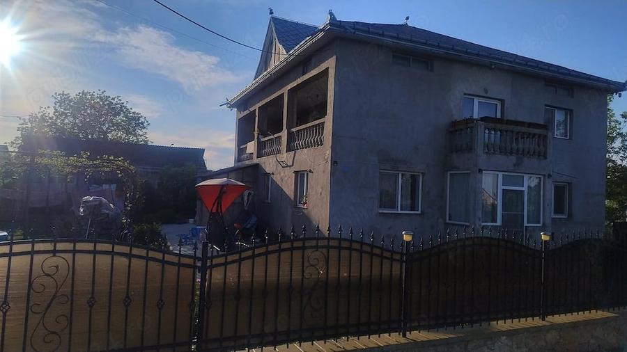 Casă cu Teren 48 Mp în Hancea