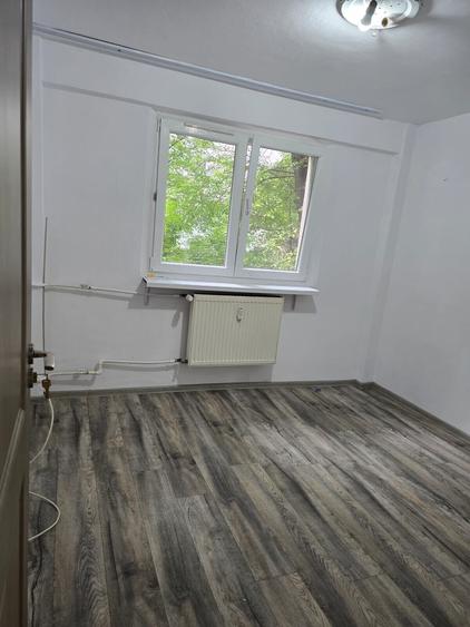 Apartament cu 2 camere decomandat, mobilat în Dristor