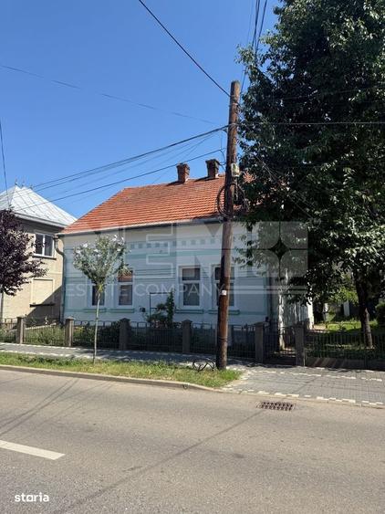 Casă cu 4 camere în Central