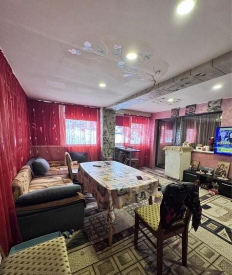 Apartament cu 4 camere circular, mobilat în Florești — fotografia 3