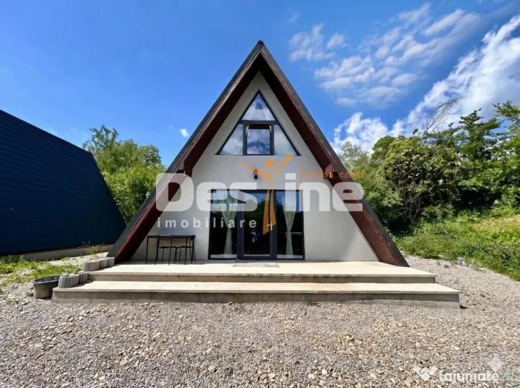 Casă cu 3 camere cu Teren 304 Mp în Valea Târsei