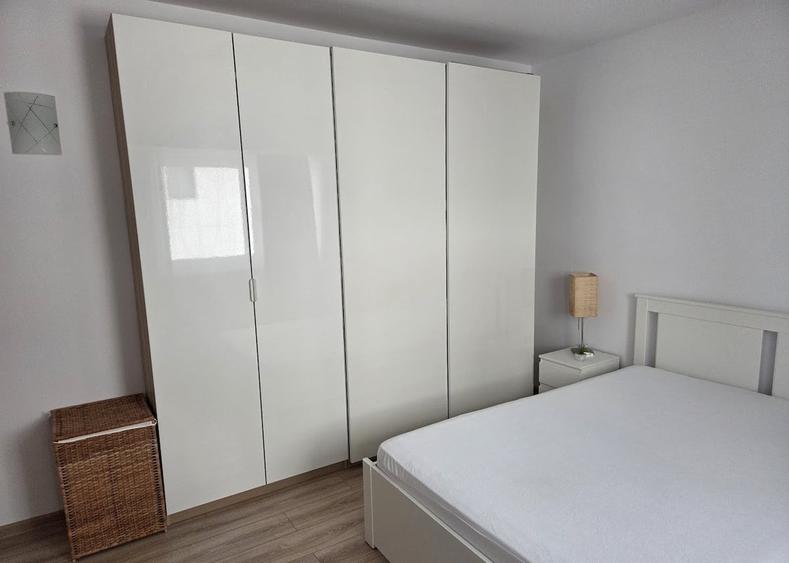 Apartament cu 2 camere decomandat, mobilat în Titulescu