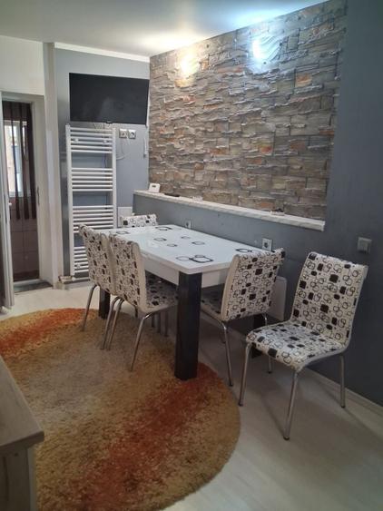 Apartament cu 2 camere decomandat în Brazda lui Novac
