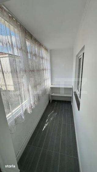Apartament cu 4 camere decomandat în Central