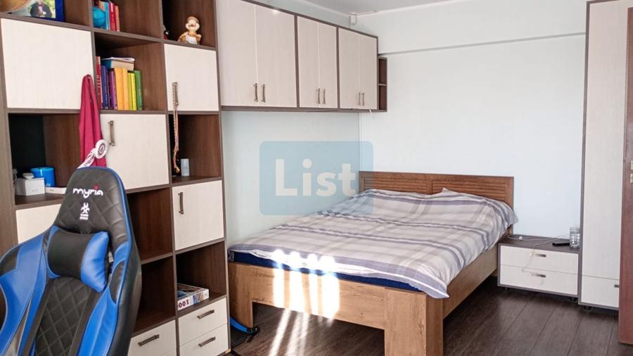 Casă individuală cu 5 camere cu Canalizare în Periferie
