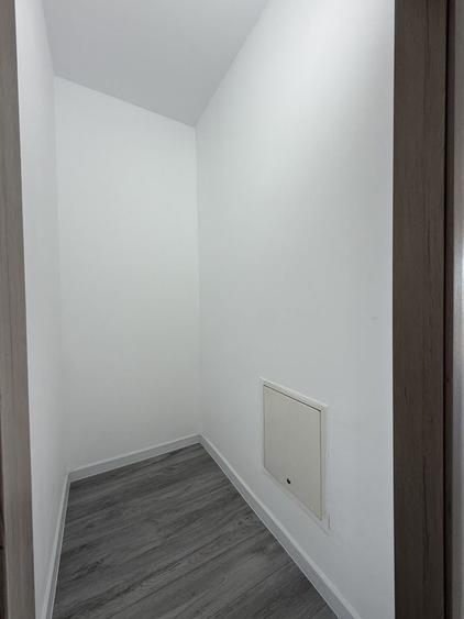 Garsonieră semidecomandată în Titan