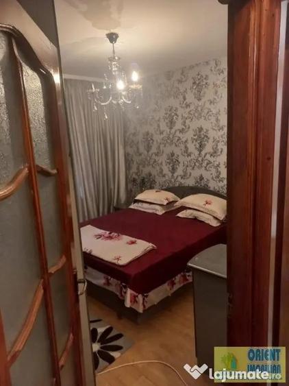 Apartament cu 2 camere decomandat în Casa de Cultură