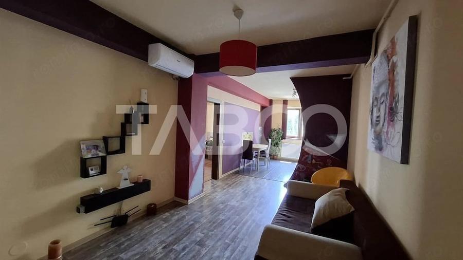 Apartament cu 3 camere decomandat în Turnișor