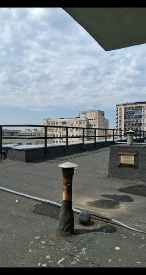 Apartament cu 3 camere decomandat în Dristor
