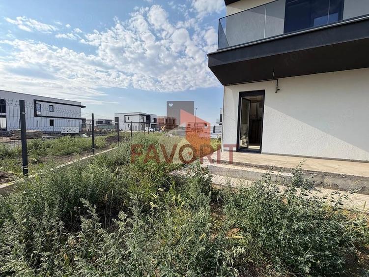 Casă cu Teren 412 Mp în Covaci