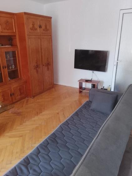 Garsonieră semidecomandată în Girocului