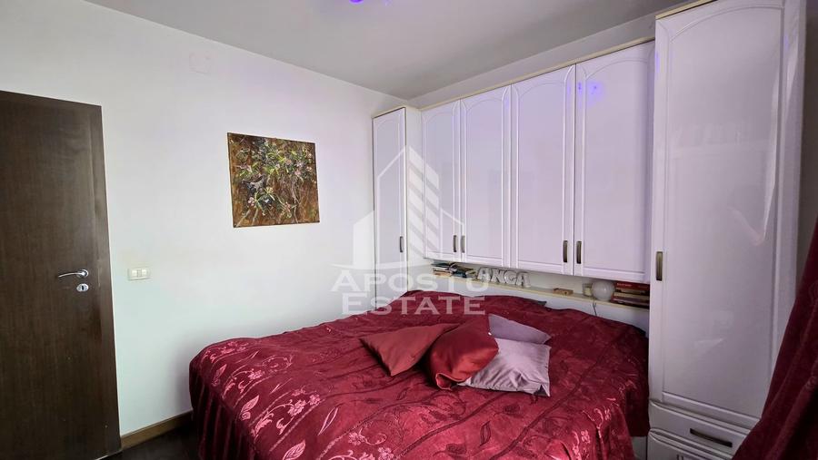 Apartament cu 2 camere semidecomandat, mobilat în Aradului