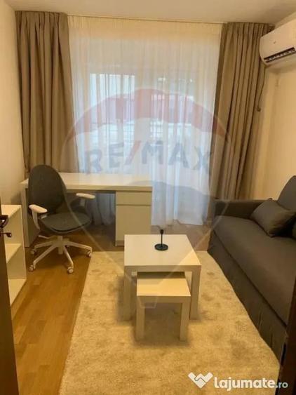 Apartament cu 3 camere decomandat în Decebal