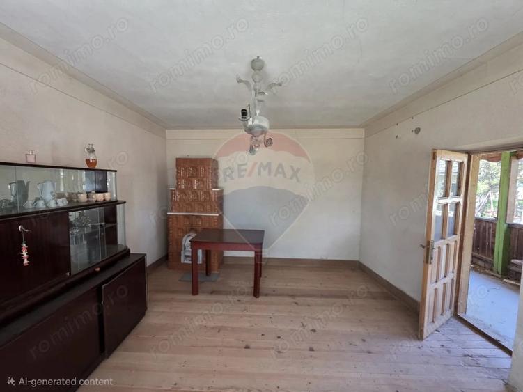 Casă cu Teren 2880 Mp în Giulvăz