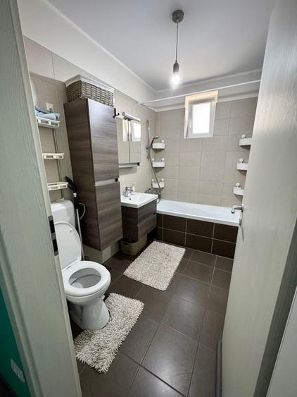 Apartament cu 2 camere decomandat în Soarelui